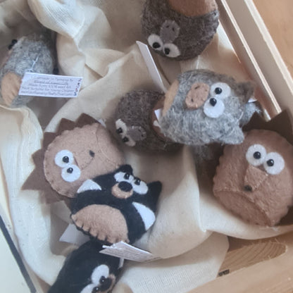 Critter Magnet - Blue Tree Gallery